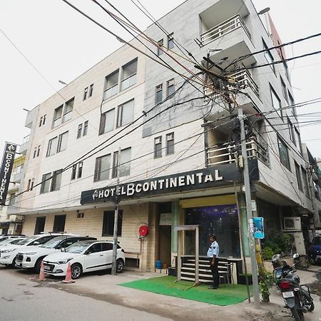 Hotel B Continental Delhi  Exterior photo